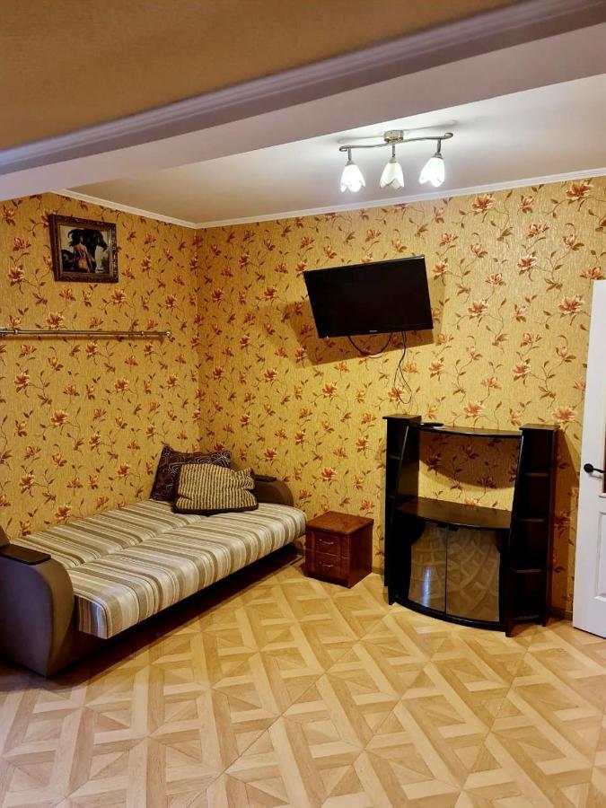 Мини-Отель Kropivnickij Kültér fotó